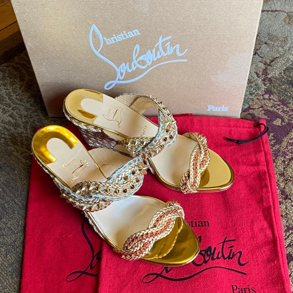 Christian Louboutin Normandie Rope Wedge (Gold)